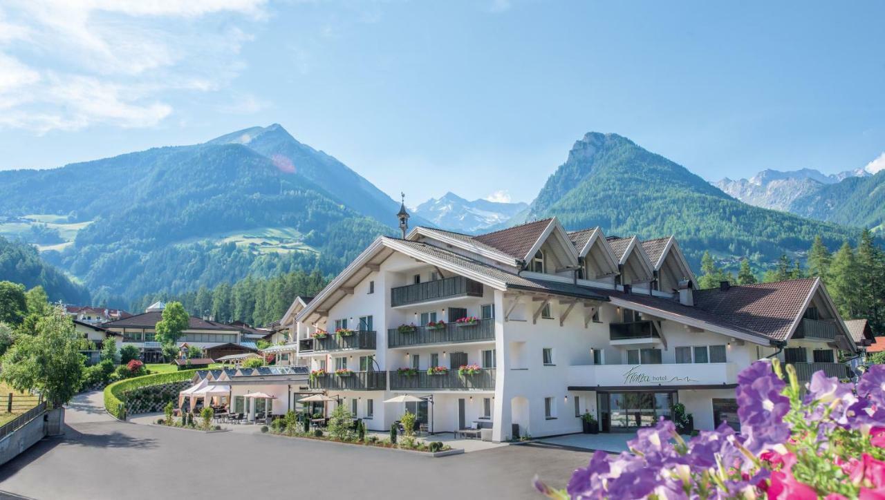 Hotel Fronza - Your Hike & Mountain Home Лутаґо Екстер'єр фото
